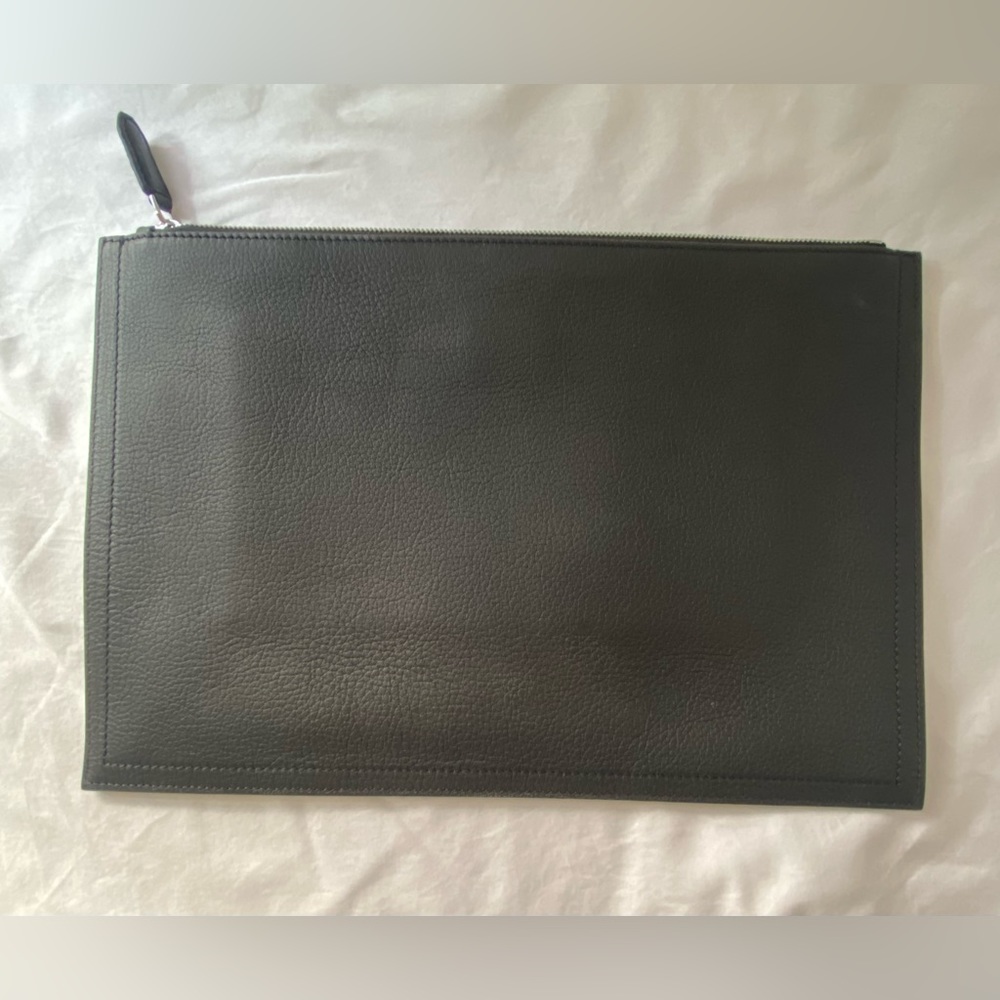 Givenchy Authentic Clutch Euc Black - image 2